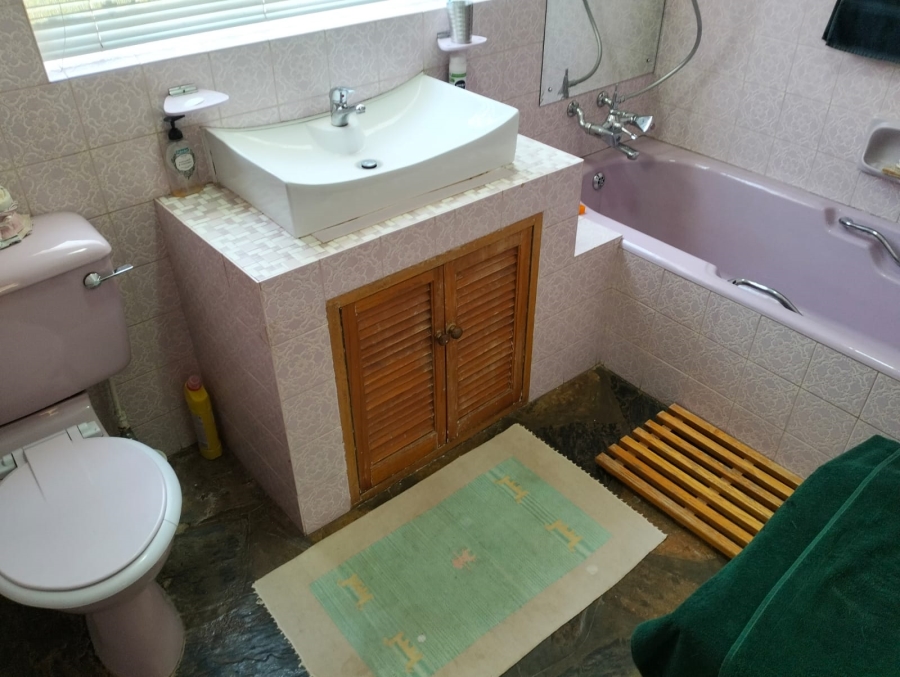 4 Bedroom Property for Sale in Flamwood North West